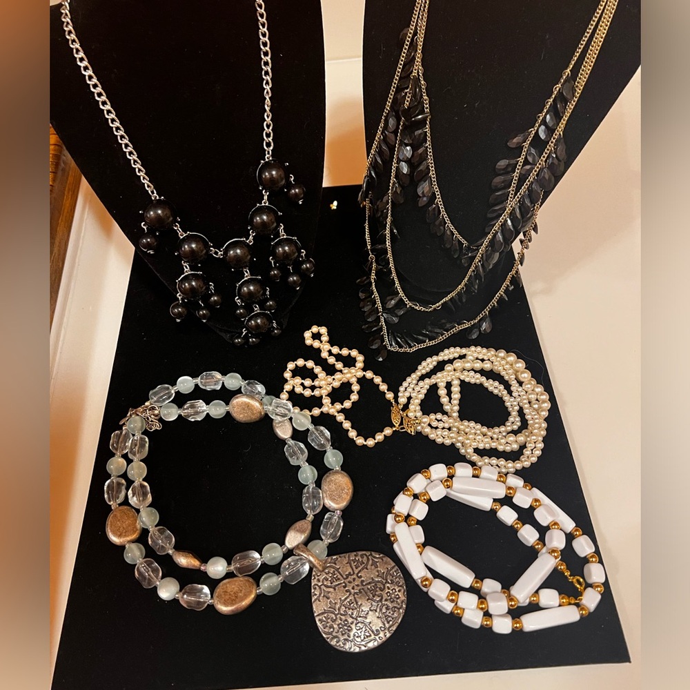 Statement necklace lot, beads and pearls